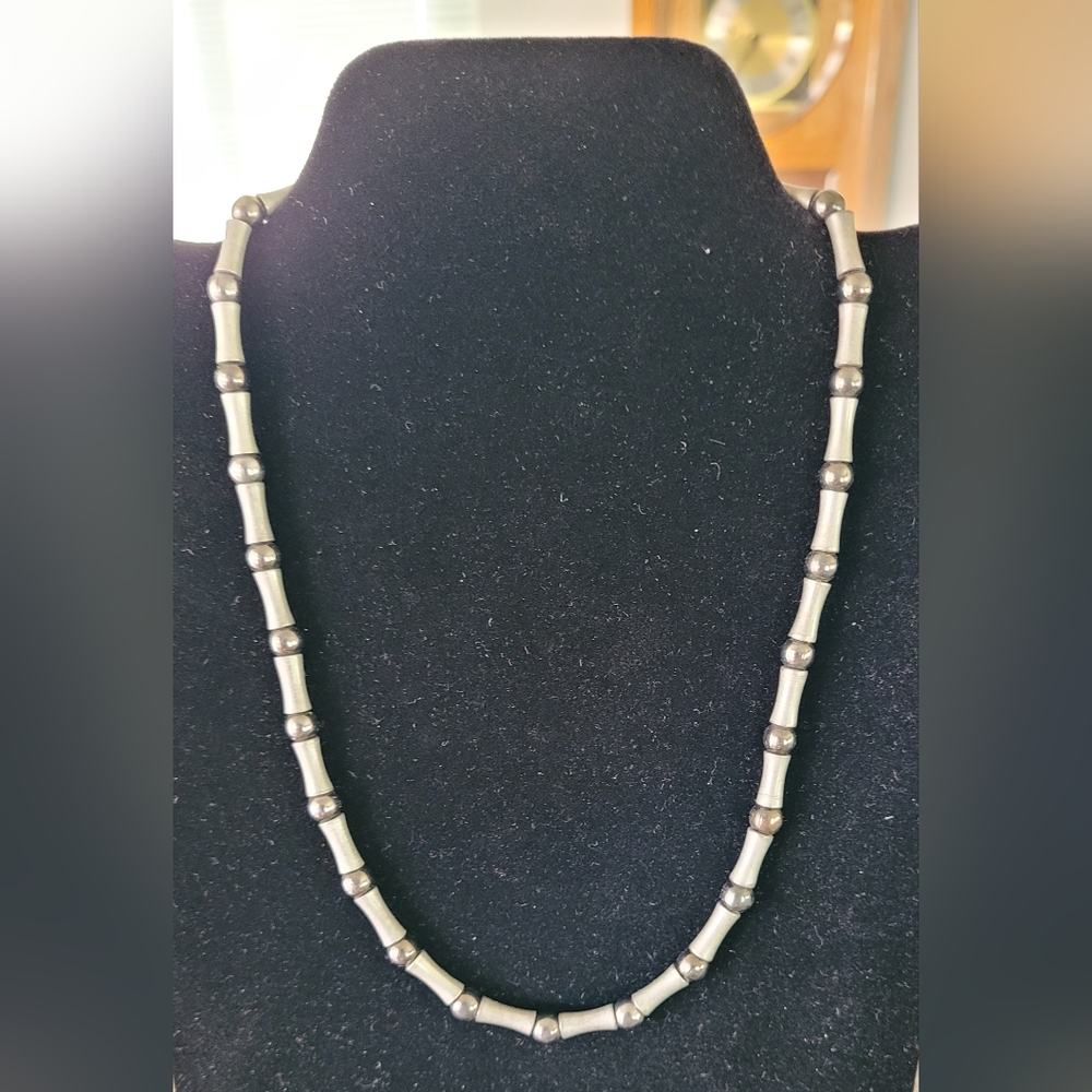 Elegant Vintage Nickle Barrel Beaded Necklace